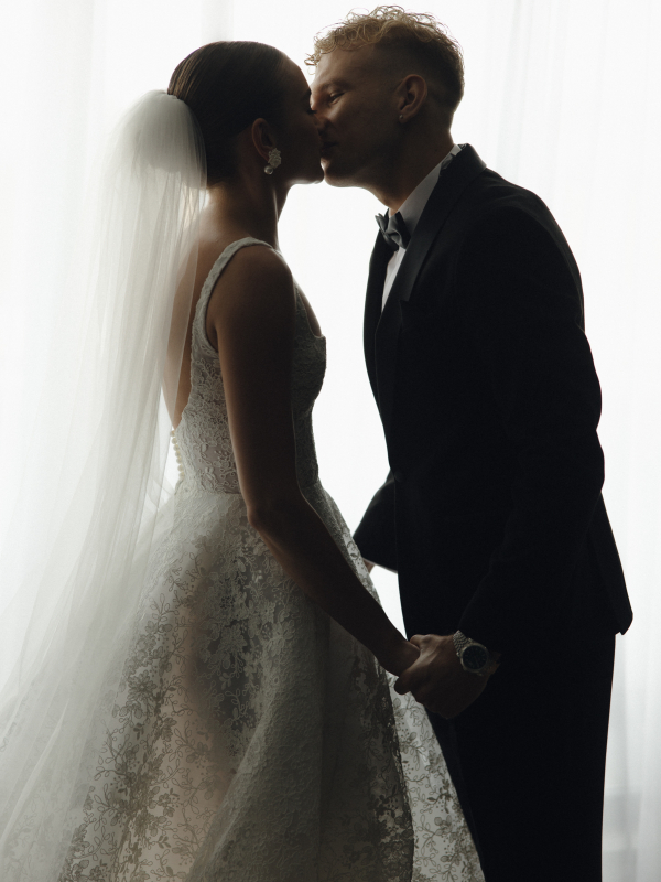 Свадьба, вдохновленная эстетикой timeless и Петербургским андеграундом