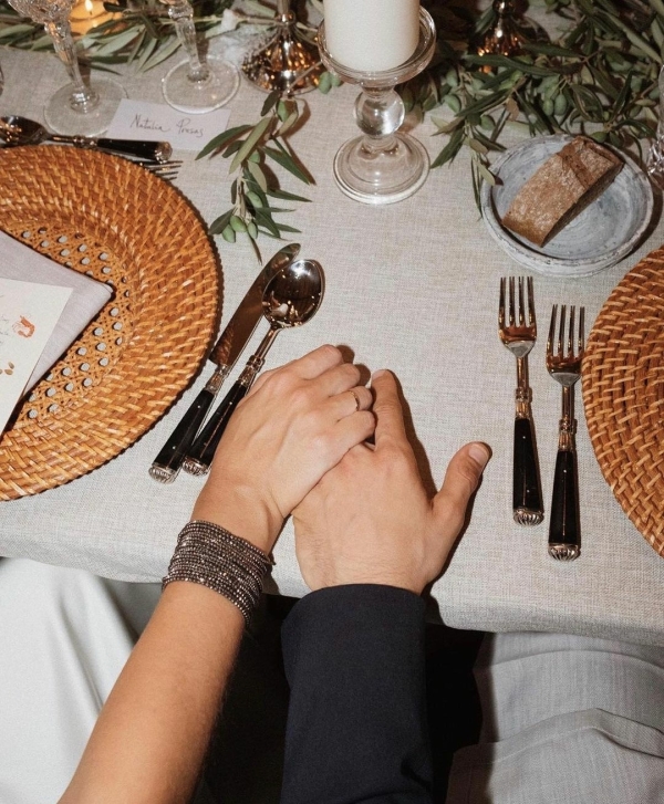 Как отвечать на бестактные вопросы гостей?