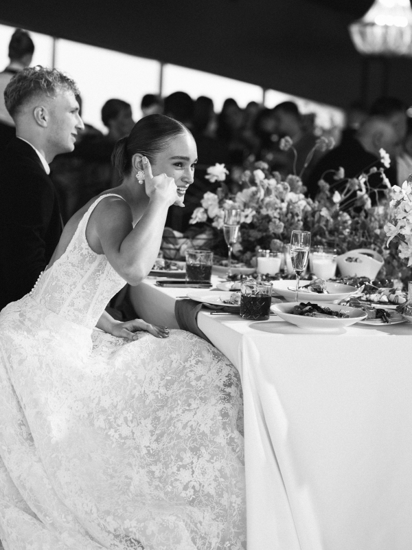 Свадьба, вдохновленная эстетикой timeless и Петербургским андеграундом