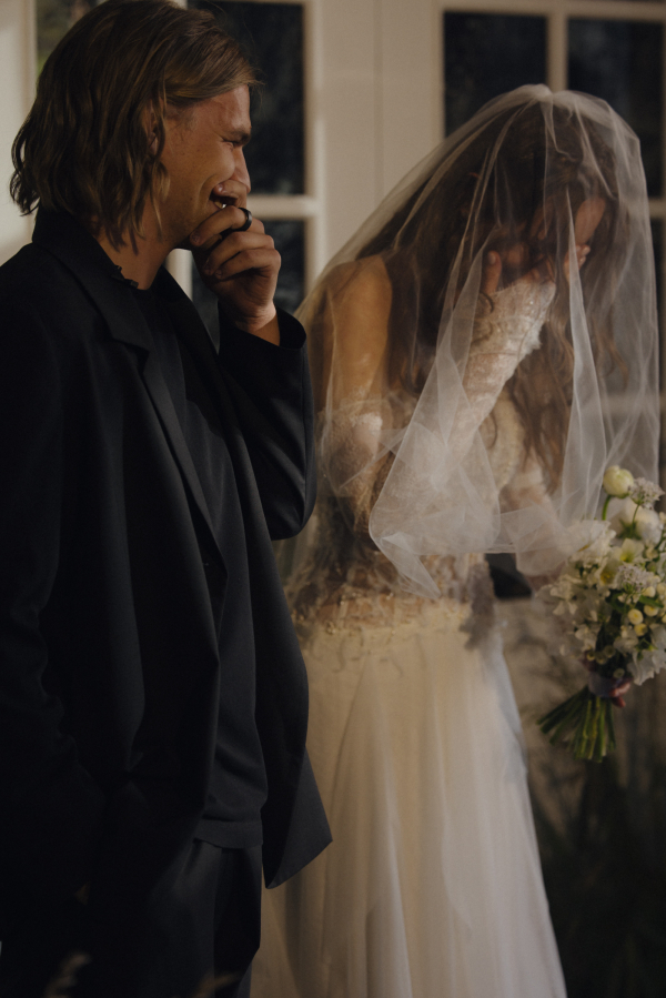 Интервью с невестой: о вдохновении сказками Кэрролла,