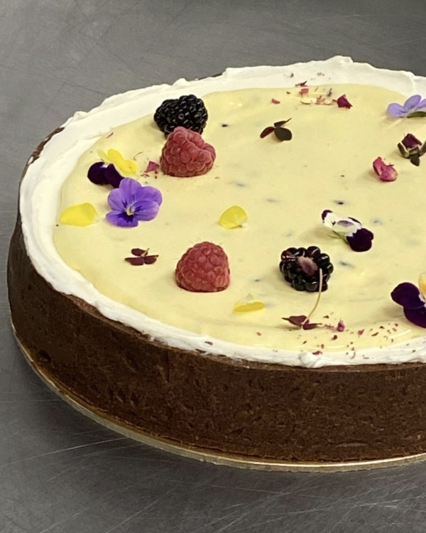 Вместо свадебного торта: 12 нетривиальных десертов от