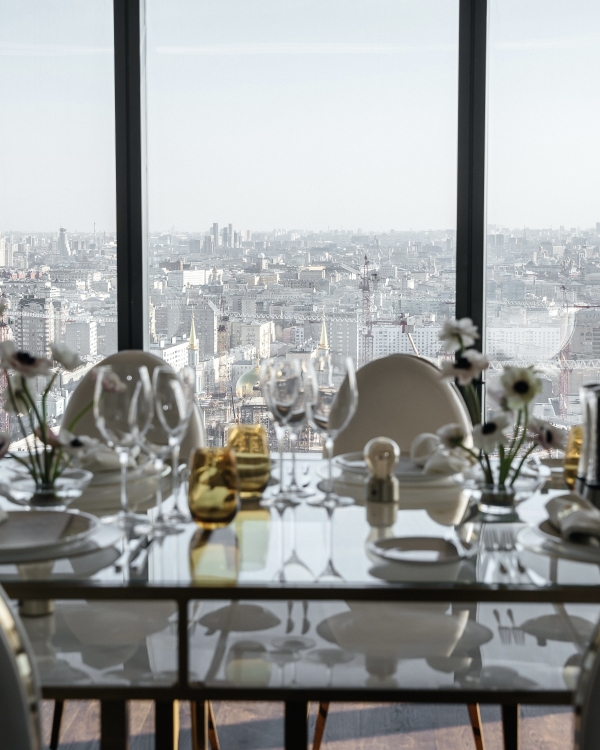 Камерная свадьба на высоте 125 метров —