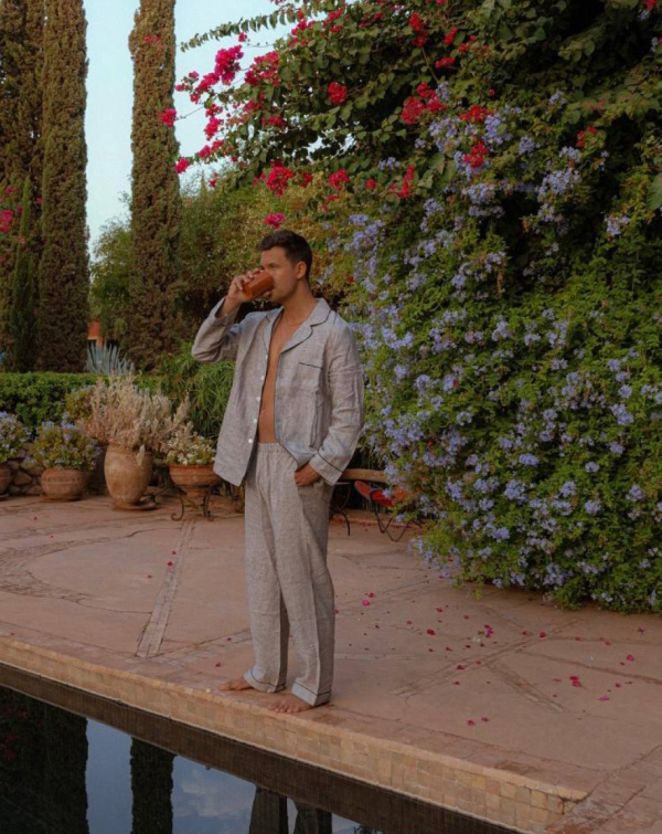 Утро жениха: стильные пижамы, кимоно и боксеры