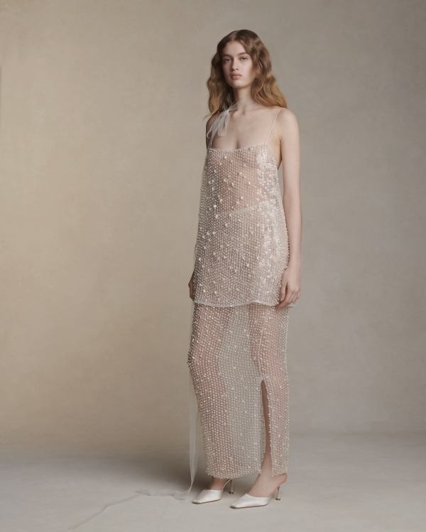 Наряжаемся в русалок: 10 образов невесты в