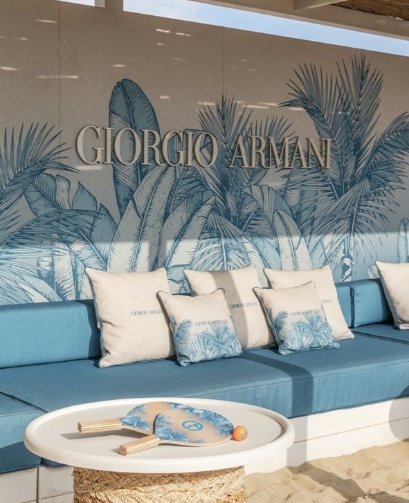 7 дизайнерских пляжей для модного медового месяца