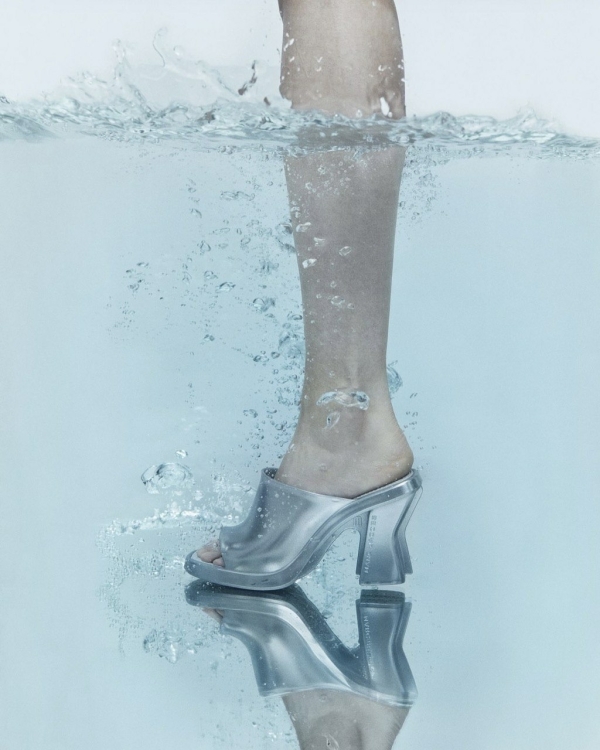 Jelly Shoes — самый ностальгический тренд этого