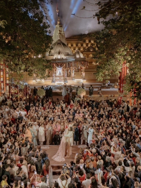 7 месяцев празднований и бюджет в 950