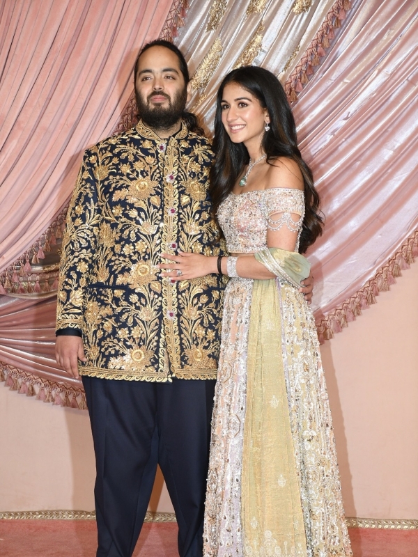 7 месяцев празднований и бюджет в 950