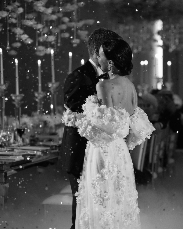 Ресторан в сосновом сквере с гарантией приватности