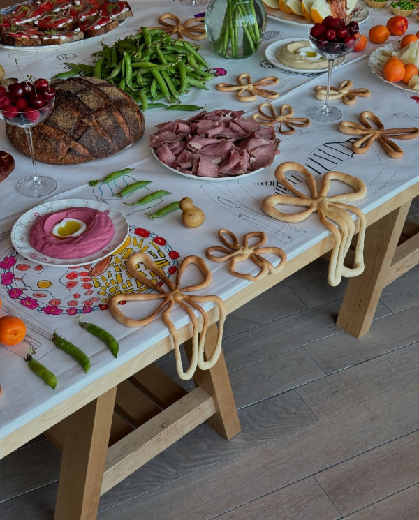 Яблоневый сад, оранжерея и таверна. 10 петербургских