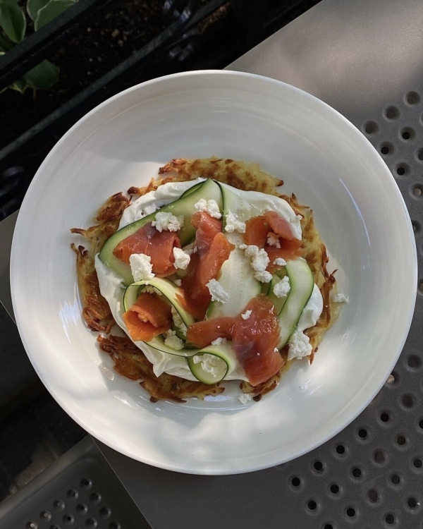 Яблоневый сад, оранжерея и таверна. 10 петербургских