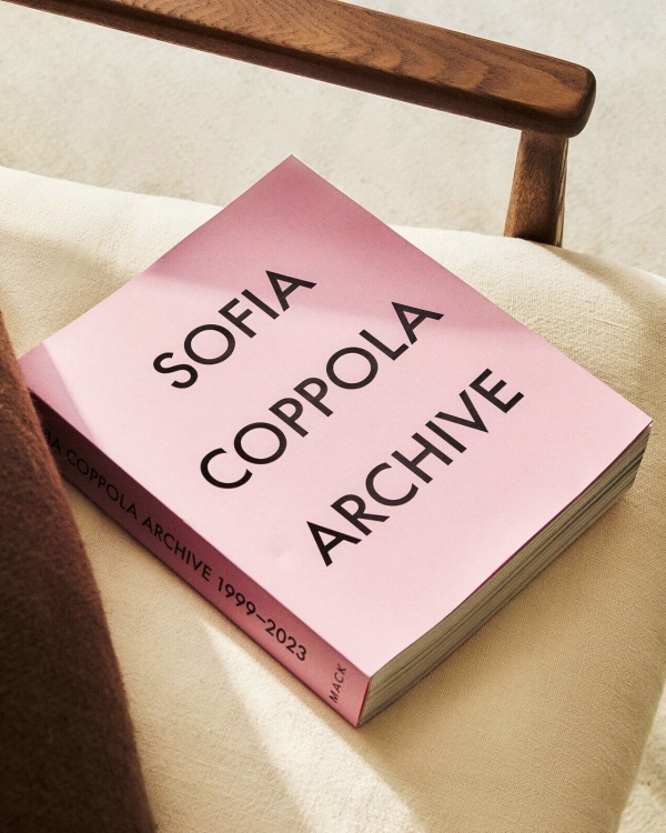 Встречают по обложке: 10 книг, которые точно