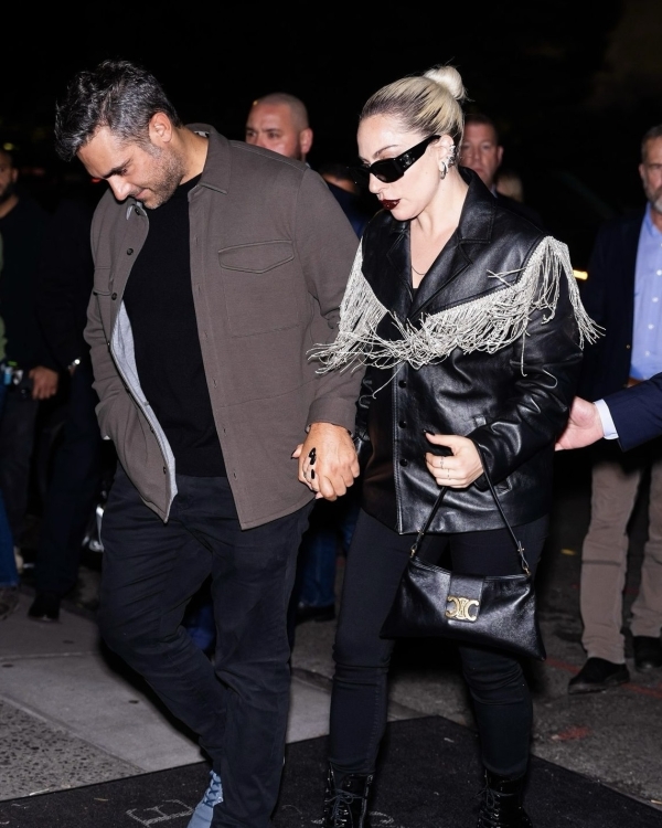 Одной невестой больше: Леди Гага выходит замуж