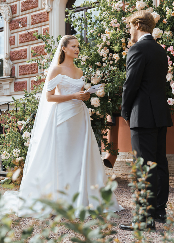 Интервью с невестой: об отношениях на расстоянии,