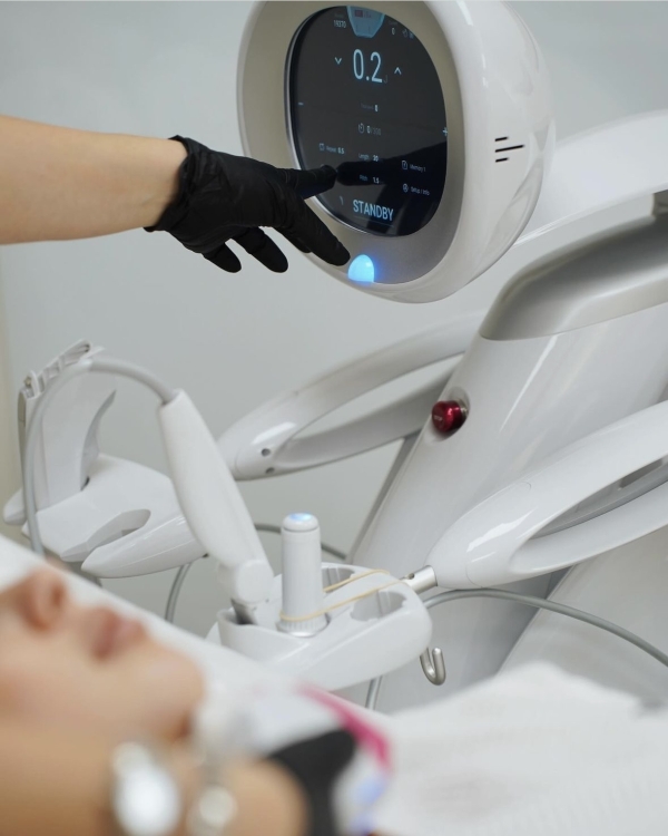 Все везде и сразу: лучшие салоны красоты