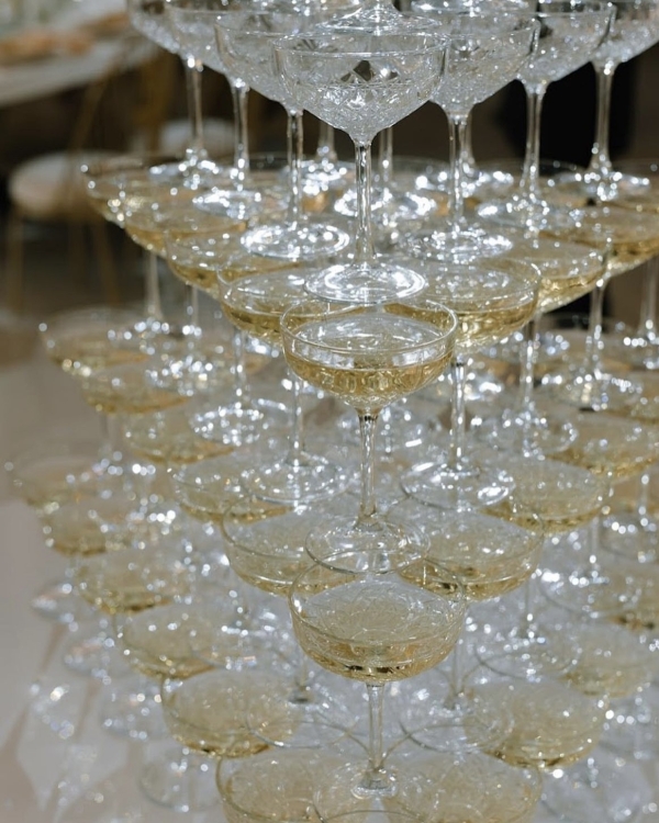 Обойдемся без «Горько!»: как написать речь гостям