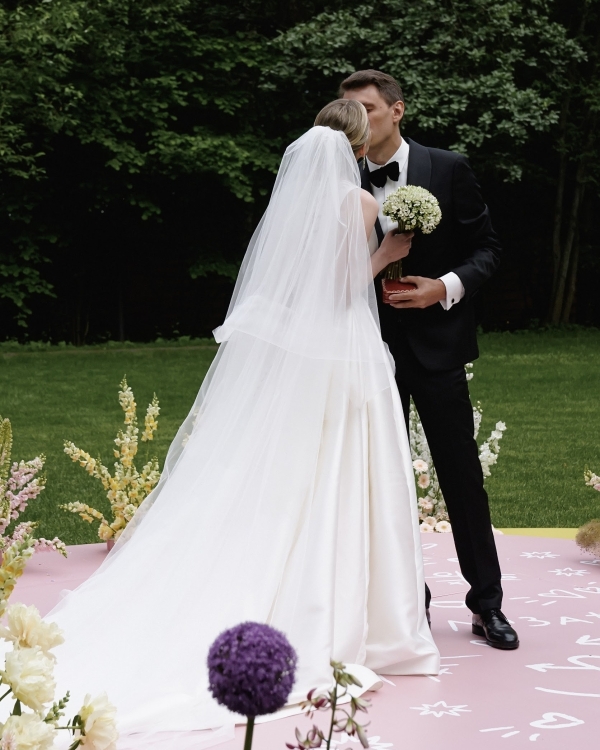 «Звонок для учителя? Нет, для любви!» Рассказываем