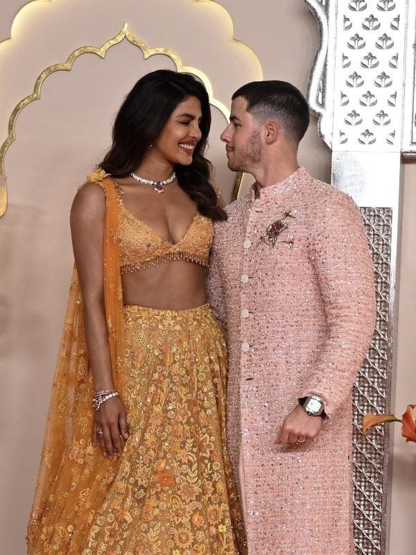 7 месяцев празднований и бюджет в 950