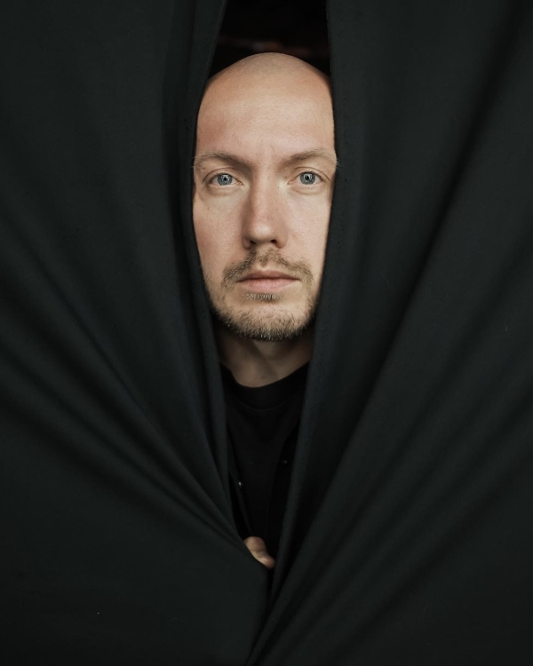 «Не хочу снимать про декор или притягивать