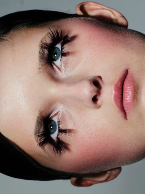 Закатный румянец — главный makeup тренд этого