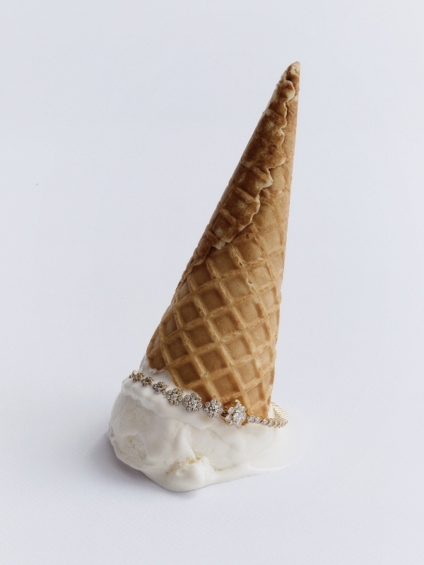 Чем больше платьев, тем лучше. 20 летних