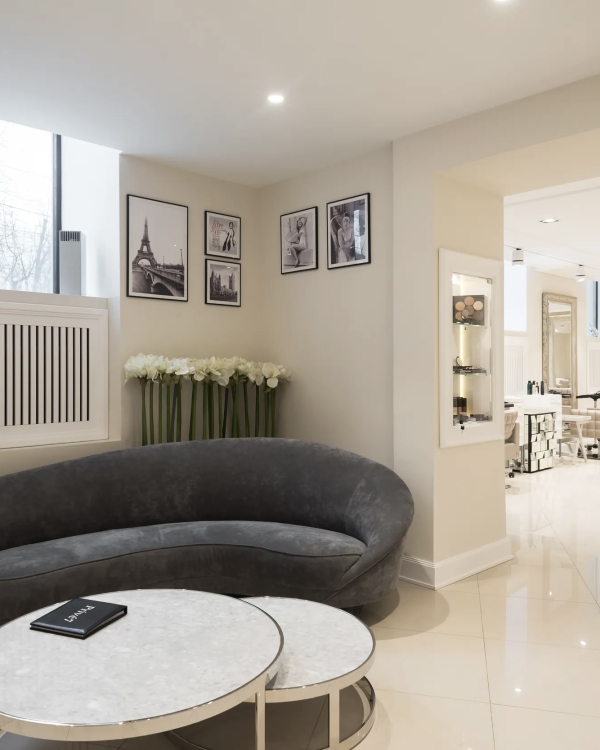 Все везде и сразу: лучшие салоны красоты