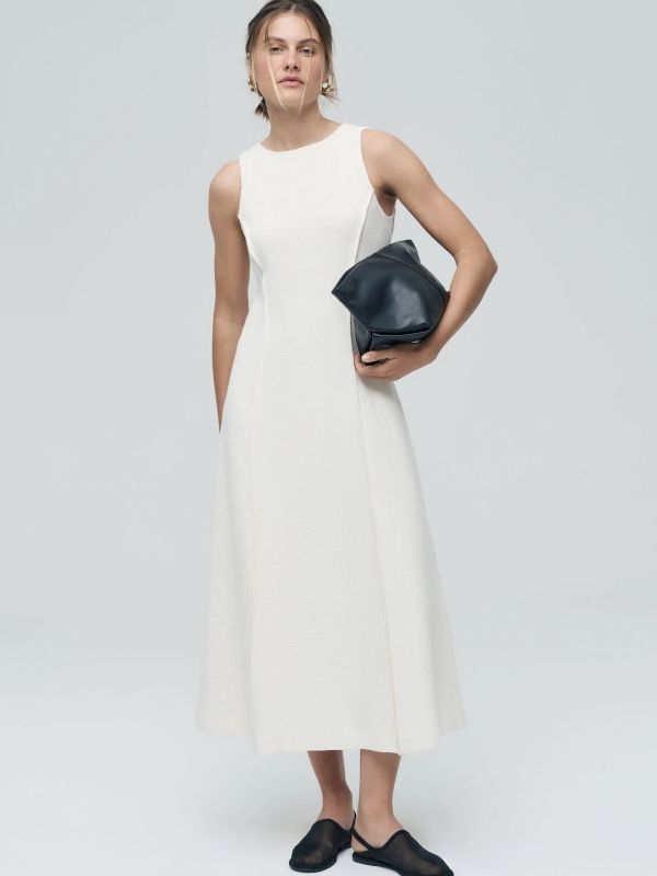 Чем больше платьев, тем лучше. 20 летних