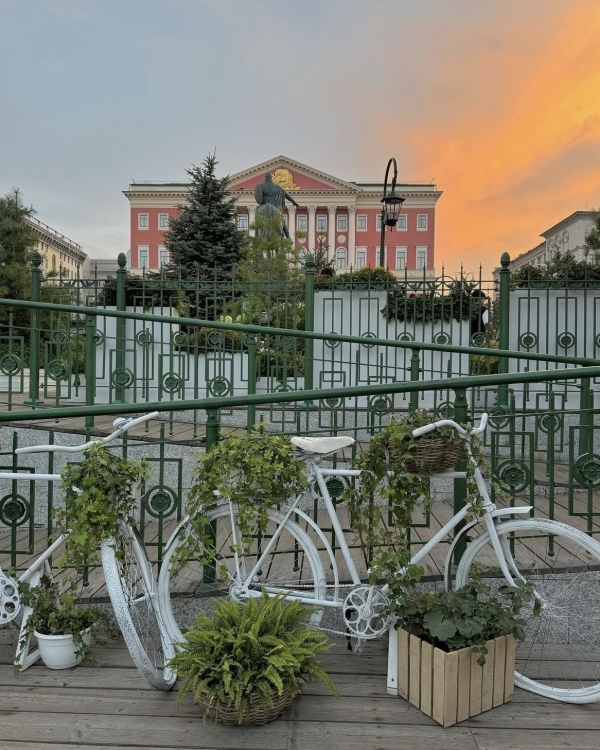 Нас и тут неплохо кормят: изучаем новый