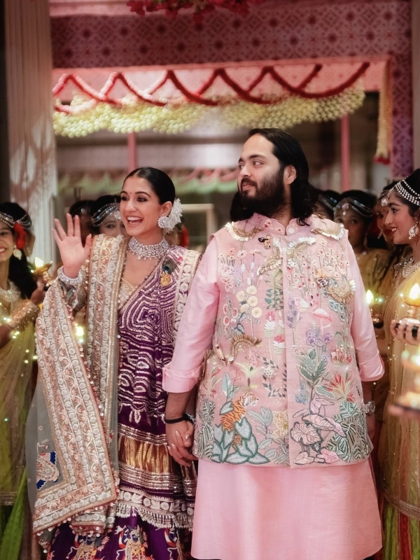 7 месяцев празднований и бюджет в 950