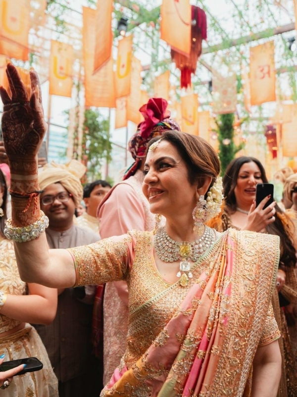 7 месяцев празднований и бюджет в 950