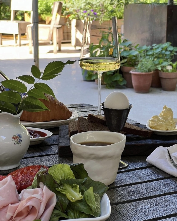 Нас и тут неплохо кормят: изучаем новый