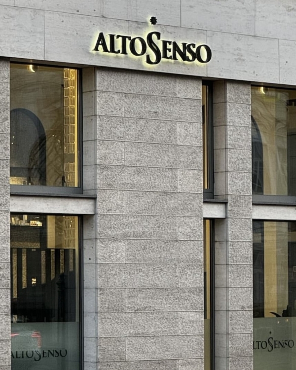 Все везде и сразу: лучшие салоны красоты