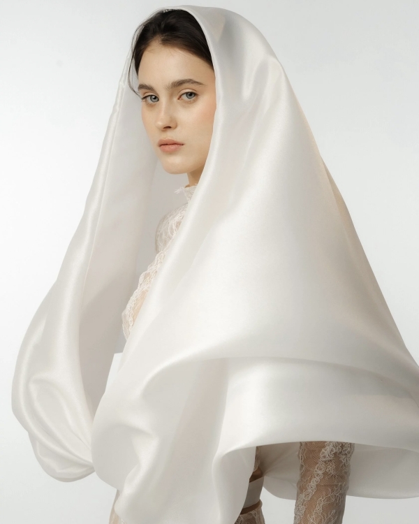 Для непринужденного шика. 18 головных уборов-украшений для