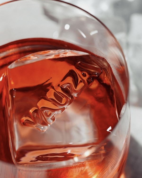 День рождения Yauza, новый ресторан Ильи Тютенкова