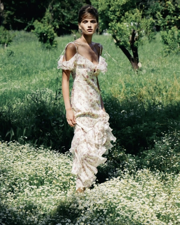 Что надеть на свадьбу гостю, чтобы не