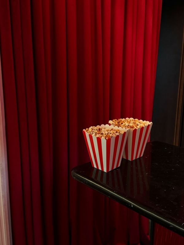 А что, если устроить девичник на экскурсии?