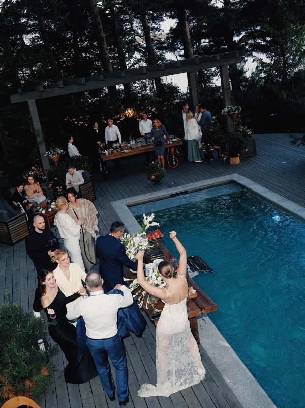 Интервью с невестой: о свадьбе на заднем