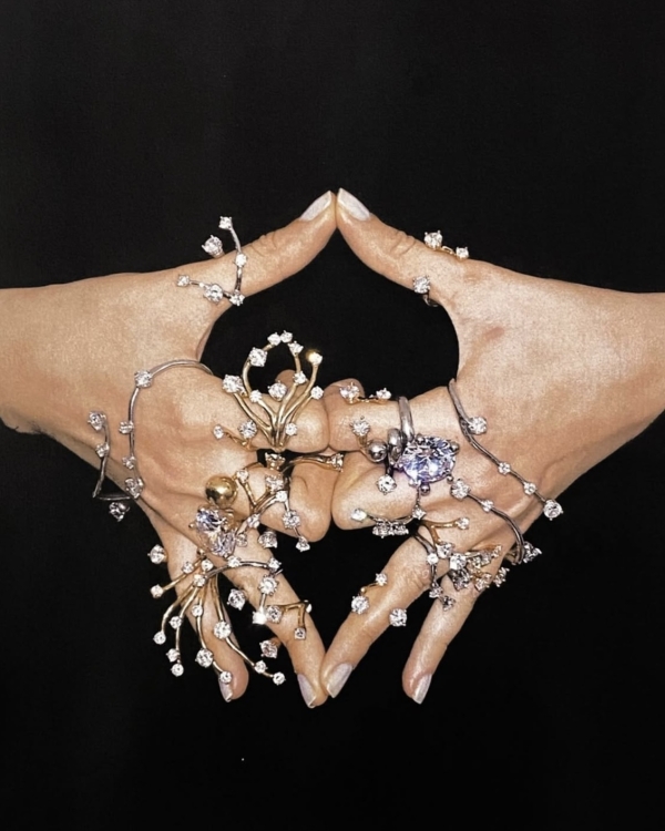 Girly Vibes: тренды дресс-кода для девичника-2025