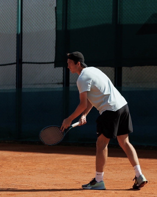 Где познакомиться с интеллигентным мужчиной в Санкт-Петербурге?