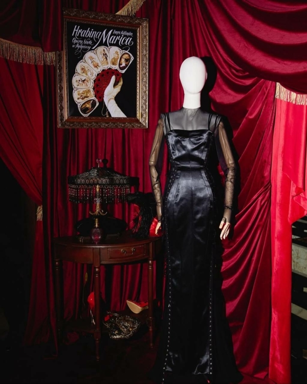 Сверкуче-сверкуче! Бурлеск-шоу на презетанции совместной коллекции Daniil