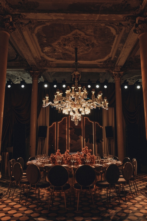 Современный взгляд на классику. Рассматриваем декор камерного