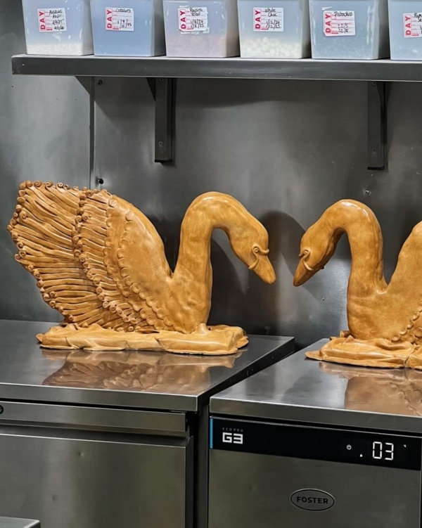 Приплыли. Лебеди в свадебном декоре — трендовая отсылка