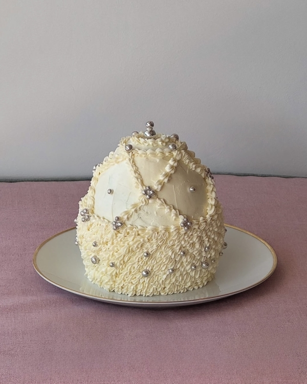 Время торта: какой выбрать на летнюю свадьбу