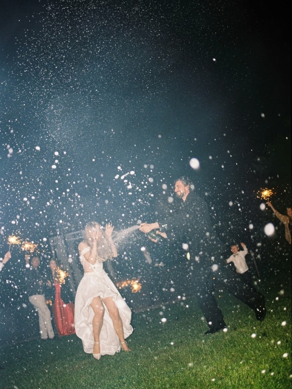 Что написать гостям после свадьбы?