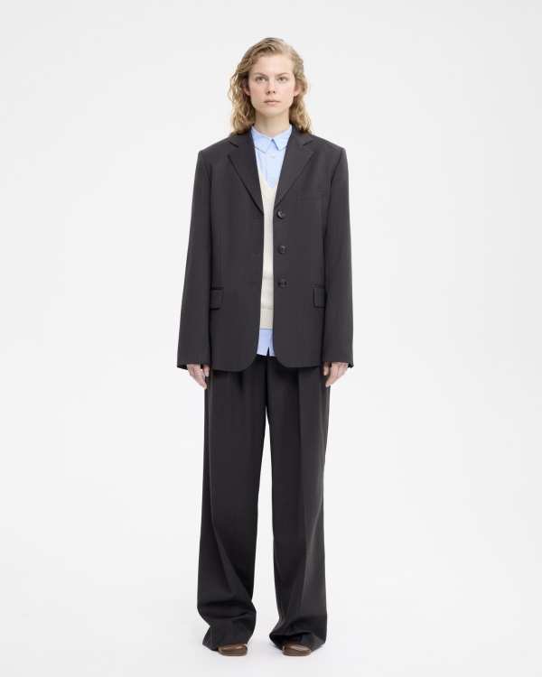 Собрали вечерние образы для беременных — 30