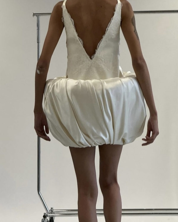 Girly Vibes: тренды дресс-кода для девичника-2025