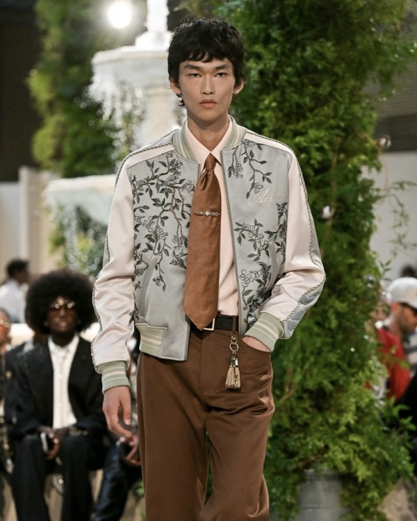 Растрепанный боб и каре: какие стрижки с