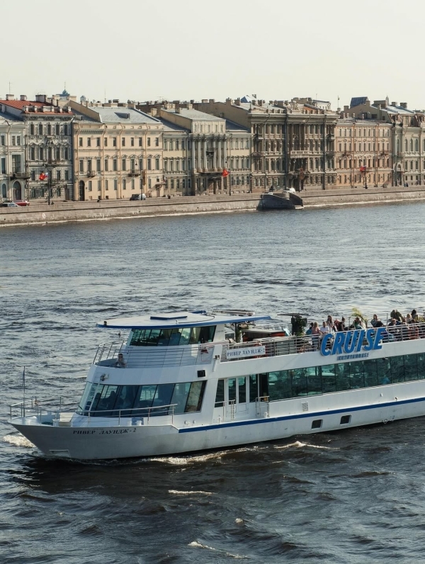 Бары с летними вечеринками, где можно устроить