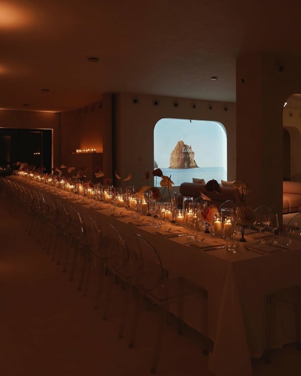 Ужин Aquazzura и Mytheresa с видом на