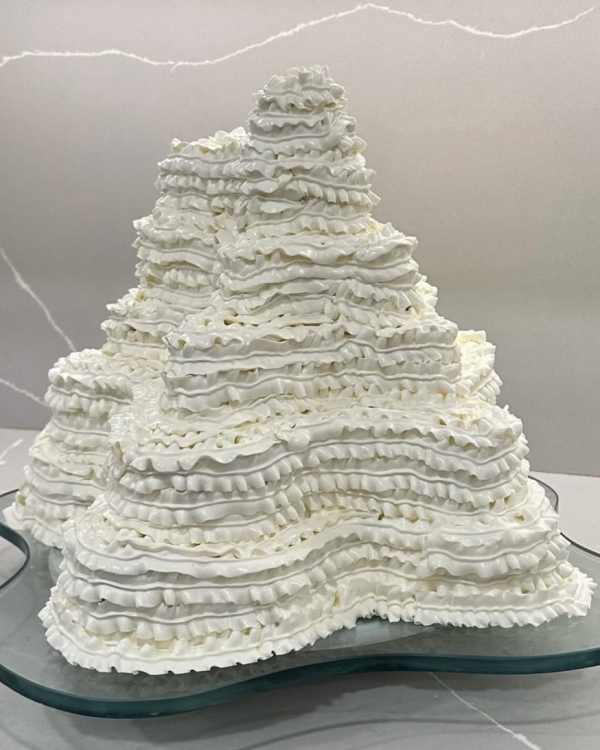 Время торта: какой выбрать на летнюю свадьбу